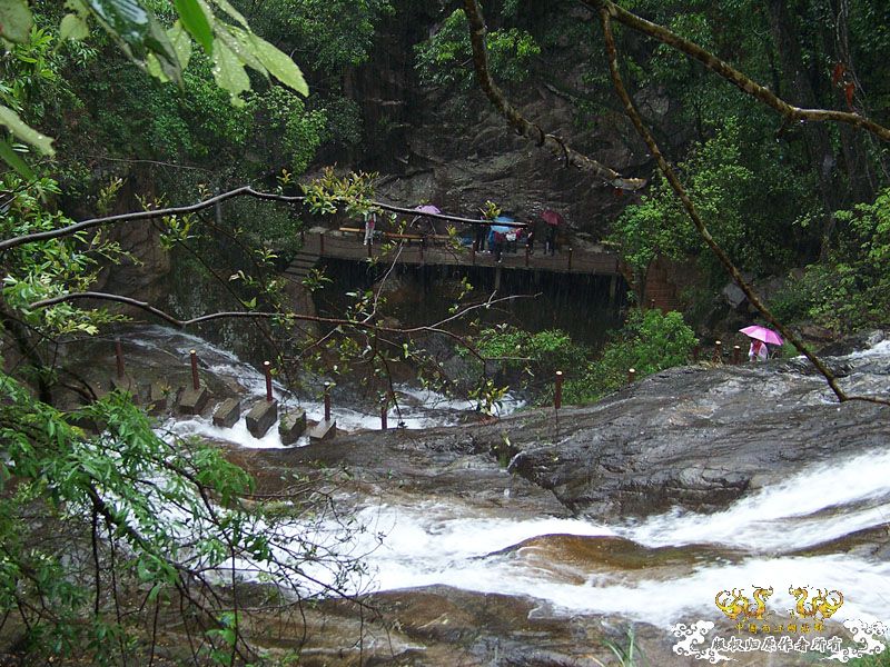 雨中游岭南三溪